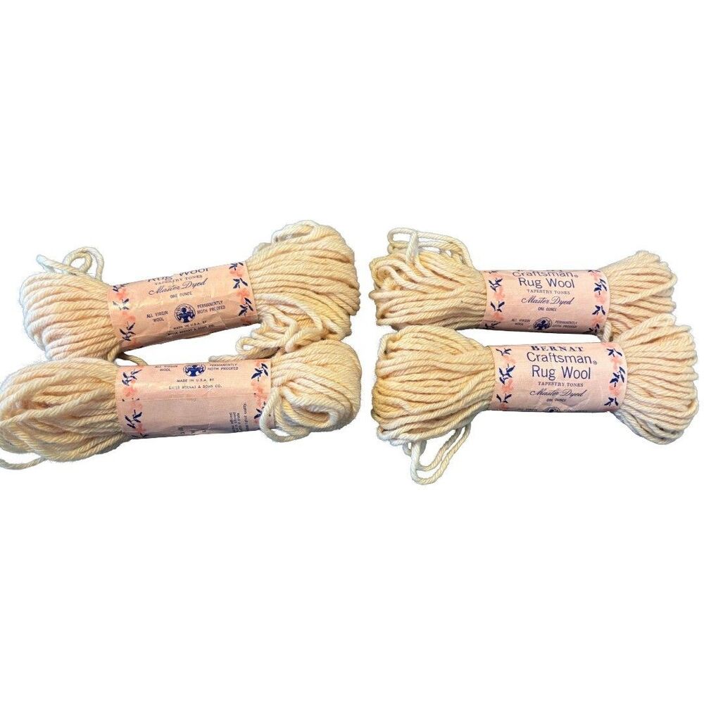 4 Skeins Vintage Bernat Craftsman Rug Yarn Virgin Wool Straw 3101 USA New
